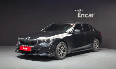 BMW 5-Series · 2026 год