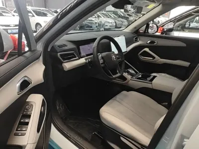 BYD Yuan Up 2026, 100 км, за 83000 CNY - фото 15