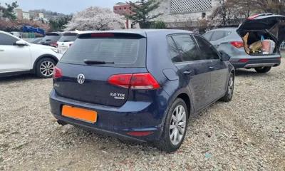 Volkswagen Golf 2015, 48054 км, за 8600000 KRW