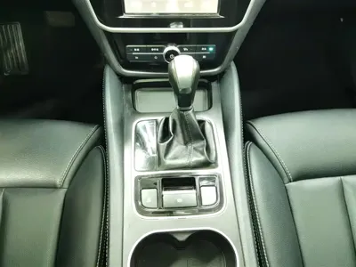 BYD MAX 2018, 76800 км, за 30800 CNY - фото 16
