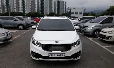 Kia Canival · 2017 год