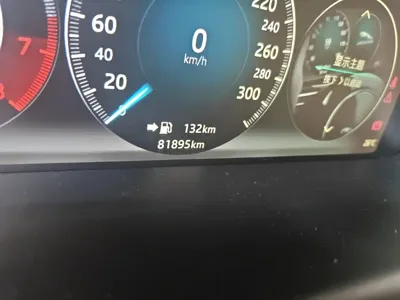 Jaguar XJ 2017, 81900 км, за 100000 CNY - фото 5