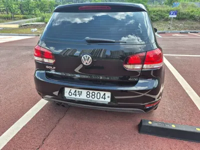 Volkswagen Golf 2011, 83000 км, за 9900000 KRW