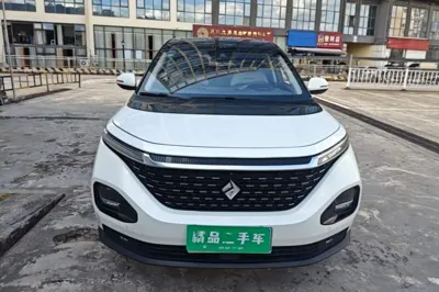 Baojun RM-5 2019, 109700 км, за 50121.43 CNY