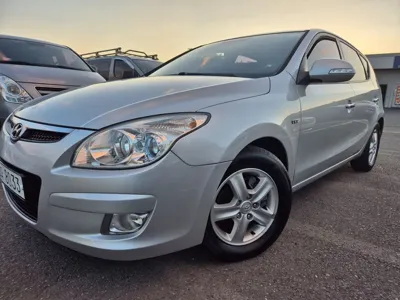Hyundai i30 2010, 130000 км, за 3290000 KRW