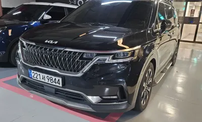 Kia Canival · 2023 год