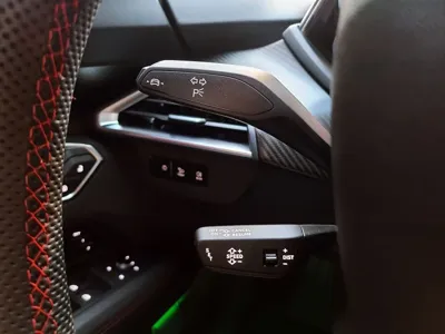 Audi RS e-tron GT 2023, 851 км, за 139000000 KRW - фото 14