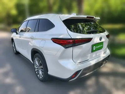 Toyota Highlander 2022, 73900 км, за 221103.95 CNY