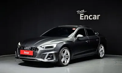 Audi A5 · 2021 год