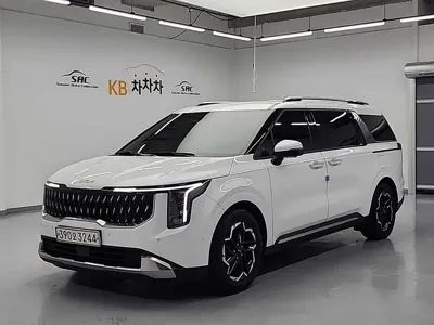Kia Canival · 2024 год