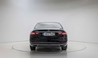 Mercedes-Benz E-Class 2023, 50184 км, за 42000000 KRW