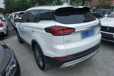 Geely Auto Emgrand X7 Sport 2020, 70600 км, за 61596.4 CNY