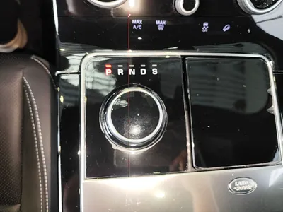 Land Rover Range Rover Velar 2020, 83400 км, за 222813.93 CNY - фото 17