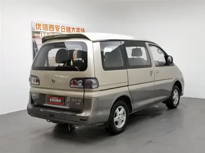 Fengxing Lingzhi 2017, 78200 км, за 14900 CNY