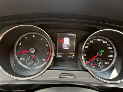Volkswagen Tiguan L 2018, 60000 км, за 70100 CNY - фото 14