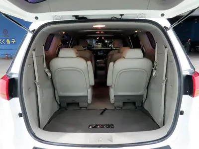 Kia Canival 2016, 180110 км, за 8800000 KRW - фото 15