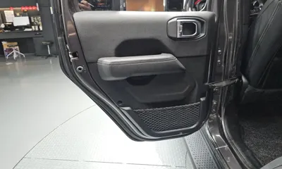 Jeep Wrangler 2019, 27410 км, за 41000000 KRW - фото 25