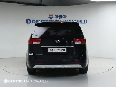 Kia Canival 2017, 108193 км, за 11500000 KRW - фото 4