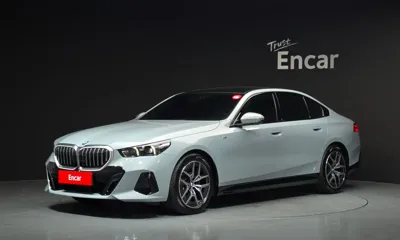 BMW 5-Series · 2024 год