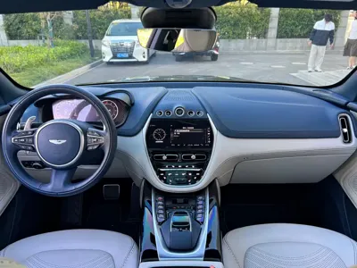Aston Martin DBX 2024, 3000 км, за 1478000 CNY - фото 17