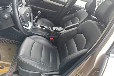 Geely Auto Emgrand 2020, 71000 км, за 35829.85 CNY - фото 17