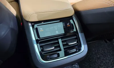 Volvo V60 2021, 6989 км, за 37890000 KRW - фото 29