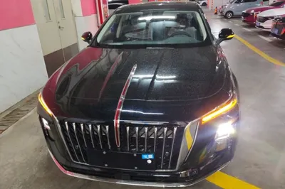Hongqi H5 PHEV 2025, 100 км, за 140391.66 CNY
