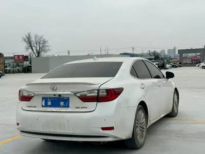 Lexus ES 2018, 110000 км, за 115000 CNY - фото 7