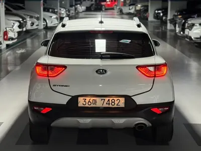 Kia Stonic 2018, 139371 км, за 8490000 KRW