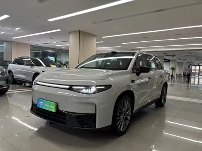 Leapmotor Leapmotor C10 · 2025 год
