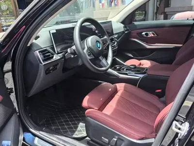 BMW i3 2024, 23000 км, за 159800 CNY