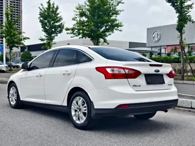 Ford Focus 2014, 130000 км, за 18800 CNY - фото 6