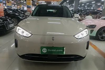 Hima AITO M5 2023, 30000 км, за 152498.84 CNY