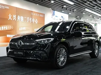 Mercedes-Benz GLC · 2025 год