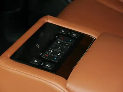 Lexus LX 2020, 87000 км, за 985000 CNY - фото 25