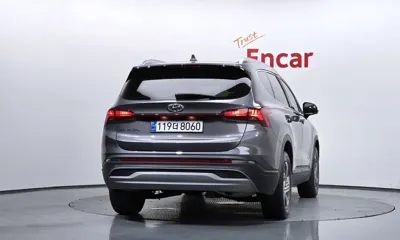 Hyundai Santafe 2021, 121617 км, за 19200000 KRW