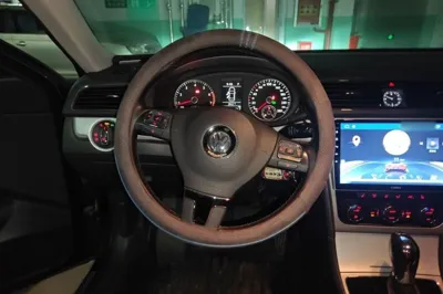 Volkswagen Passat 2015, 78900 км, за 58369.19 CNY - фото 7