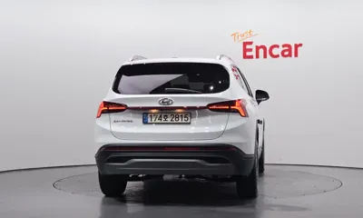 Hyundai Santafe 2023, 63698 км, за 26800000 KRW