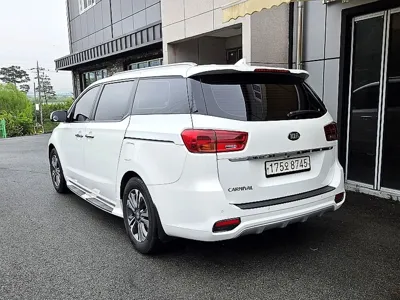Kia Canival 2019, 144321 км, за 12400000 KRW