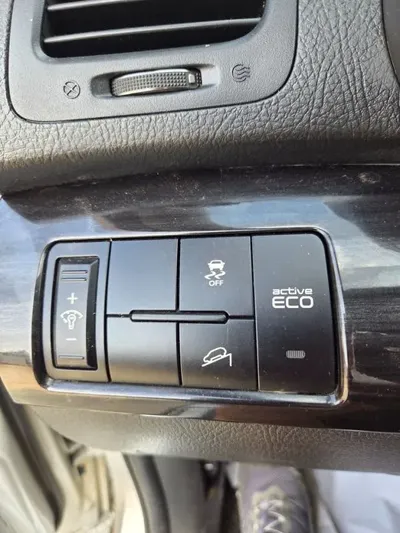 Kia Sorento 2010, 175000 км, за 3900000 KRW - фото 10