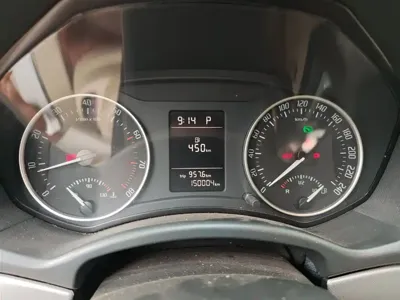 Skoda Octavia 2015, 150000 км, за 21100 CNY - фото 12