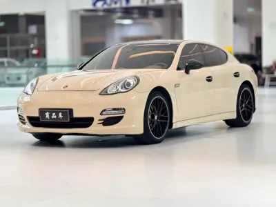 Porsche Panamera · 2011 год