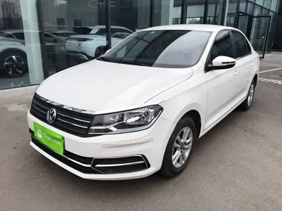 Volkswagen Santana 2022, 22300 км, за 40599 CNY - фото 1