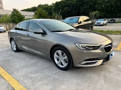 Buick Regal 2019, 60000 км, за 48800 CNY