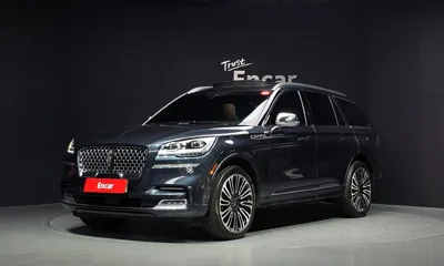 Lincoln Aviator · 2020 год
