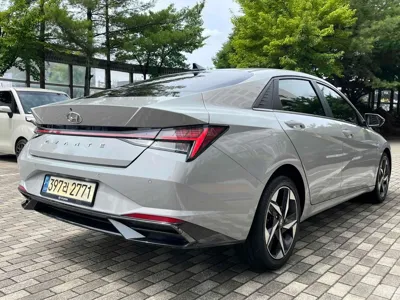 Hyundai Avante 2021, 98979 км, за 15000000 KRW