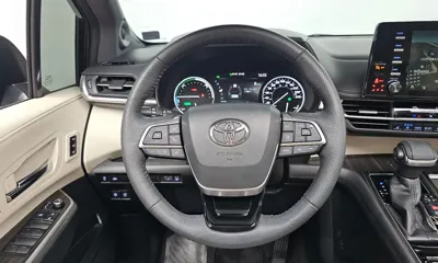 Toyota Sienna 2021, 57528 км, за 40600000 KRW - фото 13
