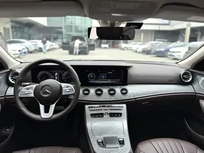 Mercedes-Benz CLS 2019, 50000 км, за 209000 CNY - фото 6