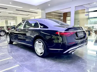 Mercedes-Benz S-Class 2023, 53000 км, за 898000 CNY