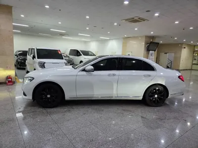 Mercedes-Benz E-Class 2017, 98909 км, за 21500000 KRW - фото 6